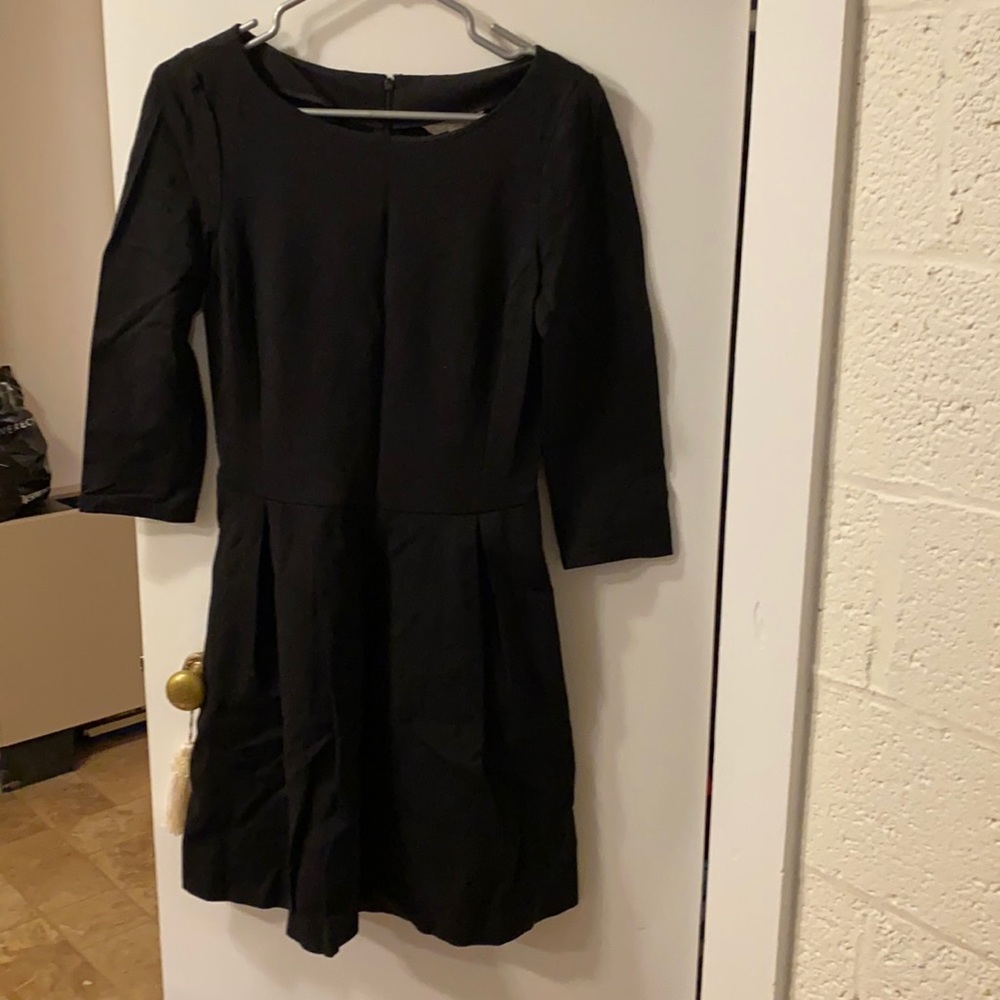 Black dress size 4